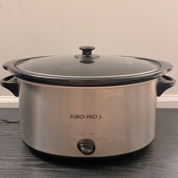 EURO-PRO X 8 quart slow cooker - Picture 1 of 3